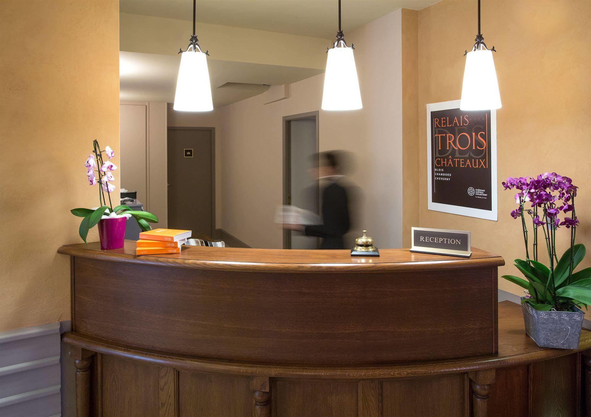 Relais Des Trois Chateaux Hotel-Restaurant - Teritoria Cour-Cheverny Luaran gambar