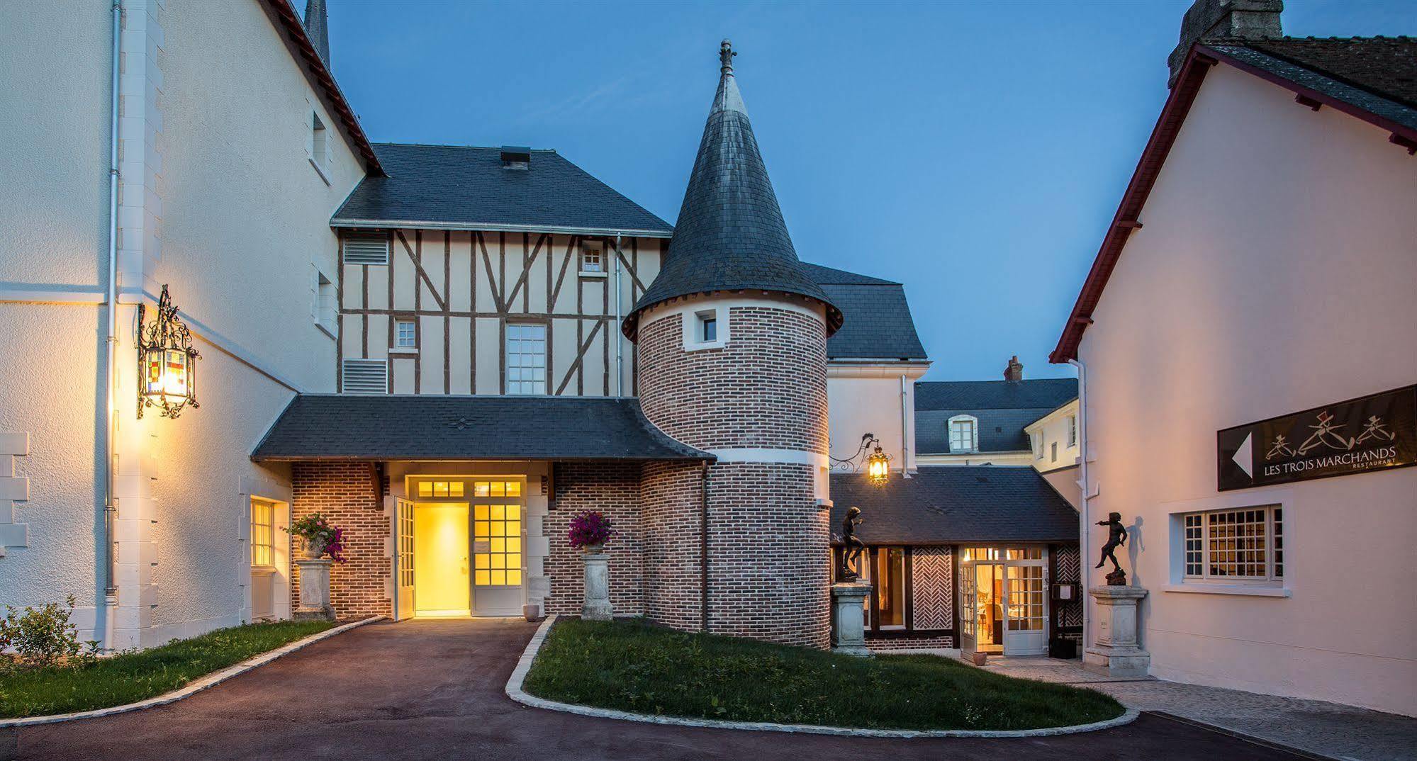Relais Des Trois Chateaux Hotel-Restaurant - Teritoria Cour-Cheverny Luaran gambar
